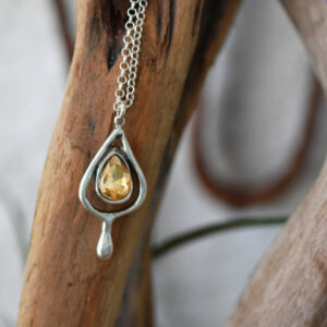 Product image for Spade Pendabr w/Pale Yellow Crystal Necklace